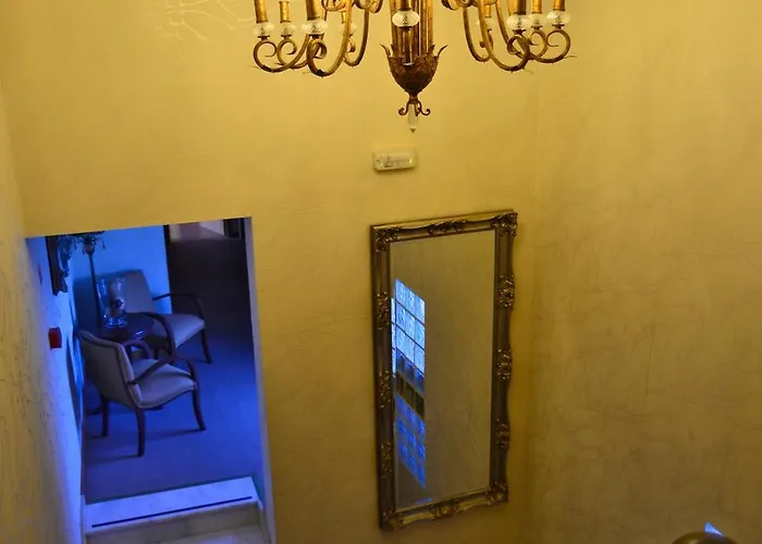 & Plaza 3* אריאטה